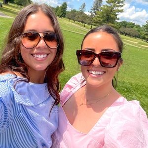 Meet your Posher, Stephanie